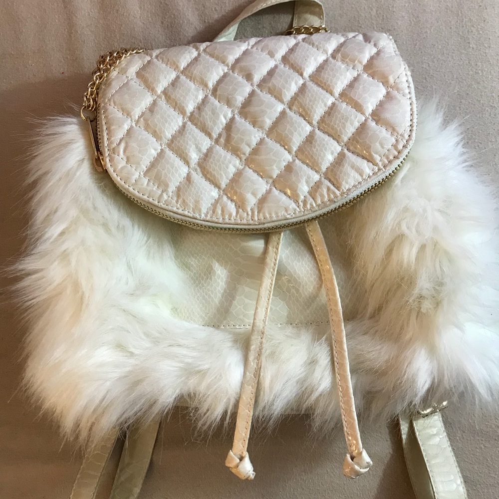 Fur bag